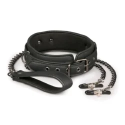 Schwarzes BDSM Halsband mit Nippelklemmen, Leine und Metallketten
