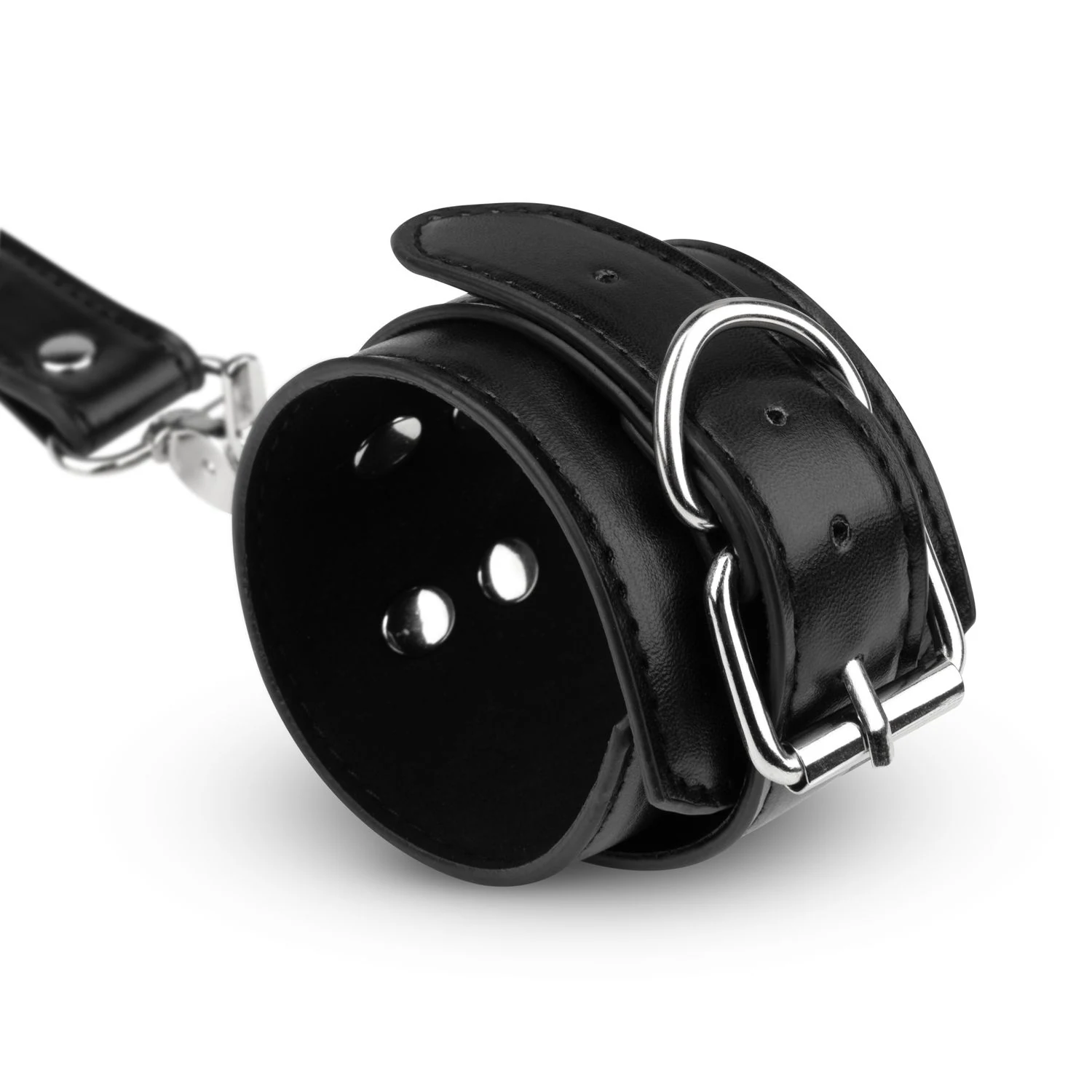 Schwarzes BDSM Fessel Set mit Handfesseln, Fußfesseln und Metallring