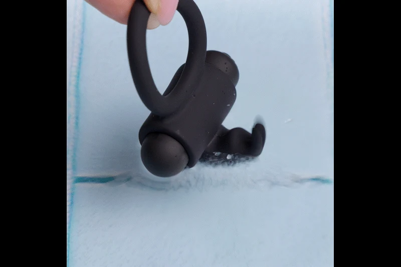 Schwarzer Bunny Vibe Ring von Toys Men Only mit abnehmbarem Kugelvibrator