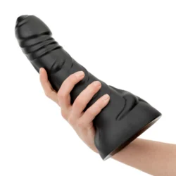 BUTTR Black Hawk gebogener Dildo in Schwarz mit strukturierter Oberfläche