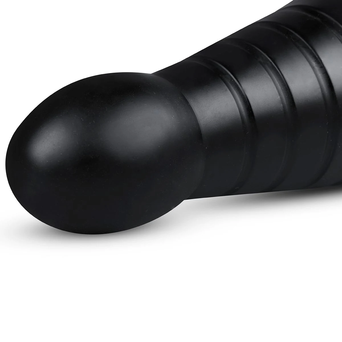 BUTTR Devil Dog Analplug schwarz mit verjüngendem geripptem Schaft