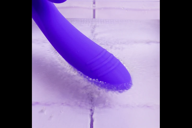 Lila Rabbit Vibrator mit ergonomischem Design für G-Punkt und Klitoris