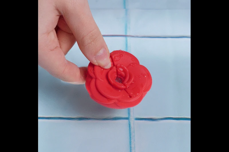 Rote Nippelklemmen von Teazers mit Vibration und verstellbarem Druck