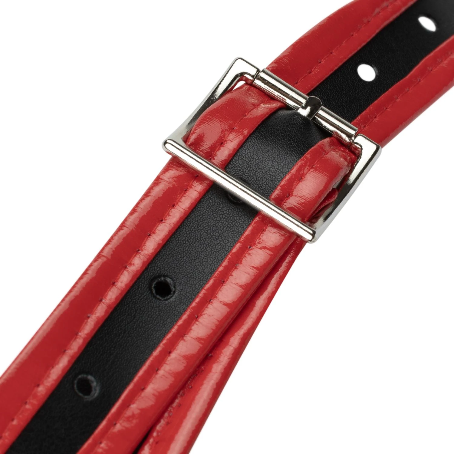 Triple Strap-On Harness mit Dildos in Venenstruktur