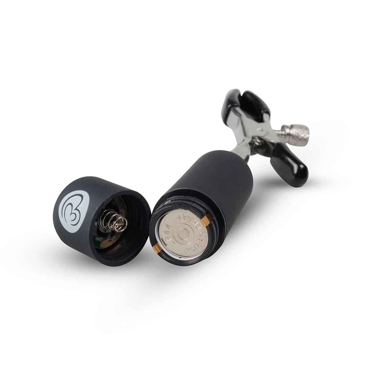 Silberne Metallklammern mit schwarzen Vibrationskugeln zur Nippelstimulation