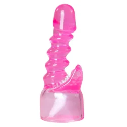 Wand Vibrator Aufsatz in Pink mit geriffelter Struktur und realistischem Kopfteil
